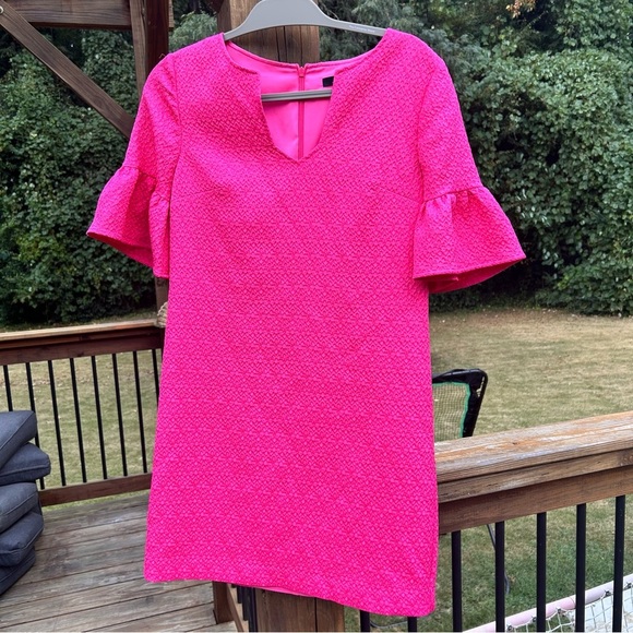 TRINA TURK Laguna Ruffle Bell Sleeve Shift Dress EUC Hot Pink - Picture 2 of 6